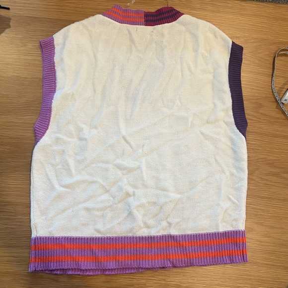 purple and orange vest - Picture 3 of 7